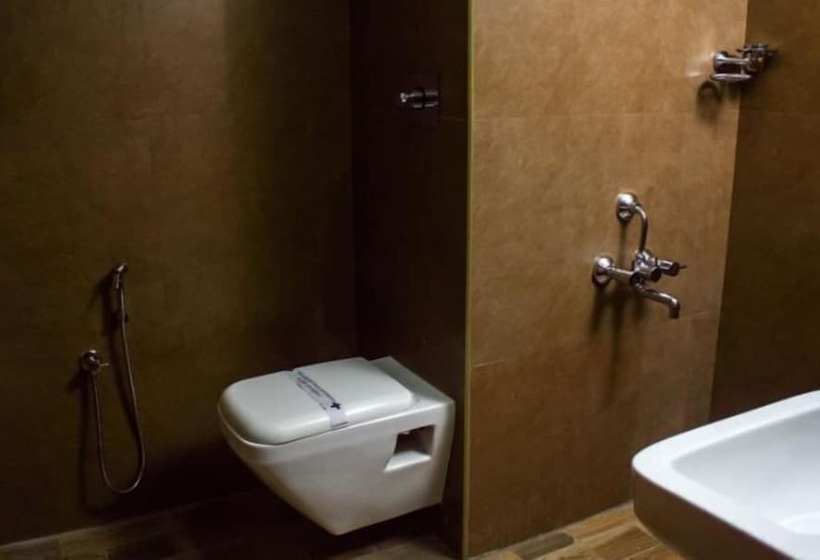 هتل Nexstay Crystal Residency