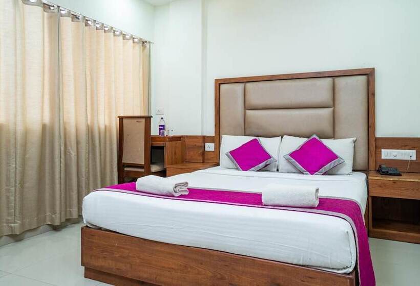 هتل Nexstay Crystal Residency