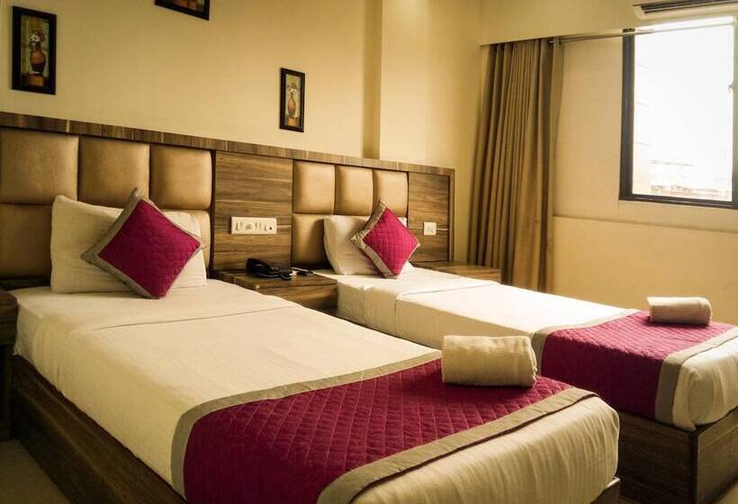 هتل Nexstay Crystal Residency