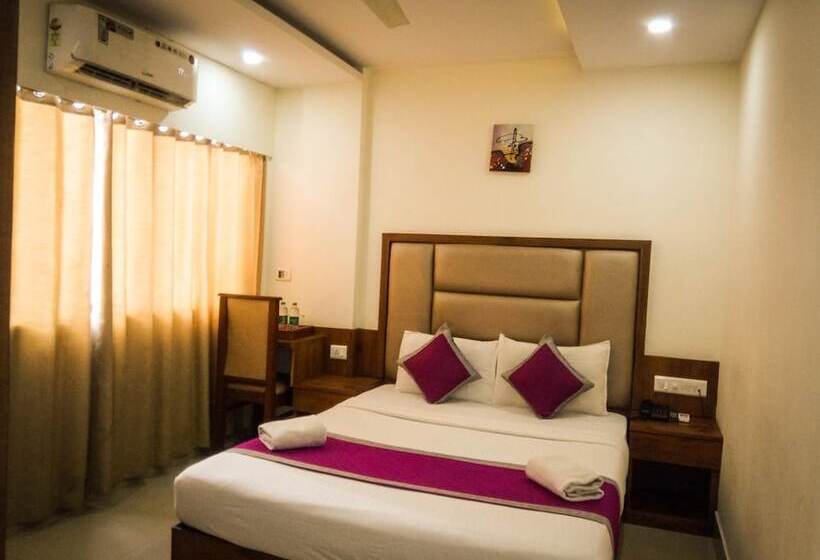 هتل Nexstay Crystal Residency