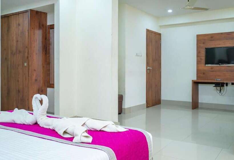 هتل Nexstay Crystal Residency