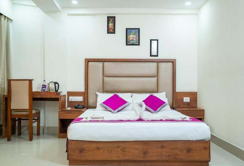 هتل Nexstay Crystal Residency