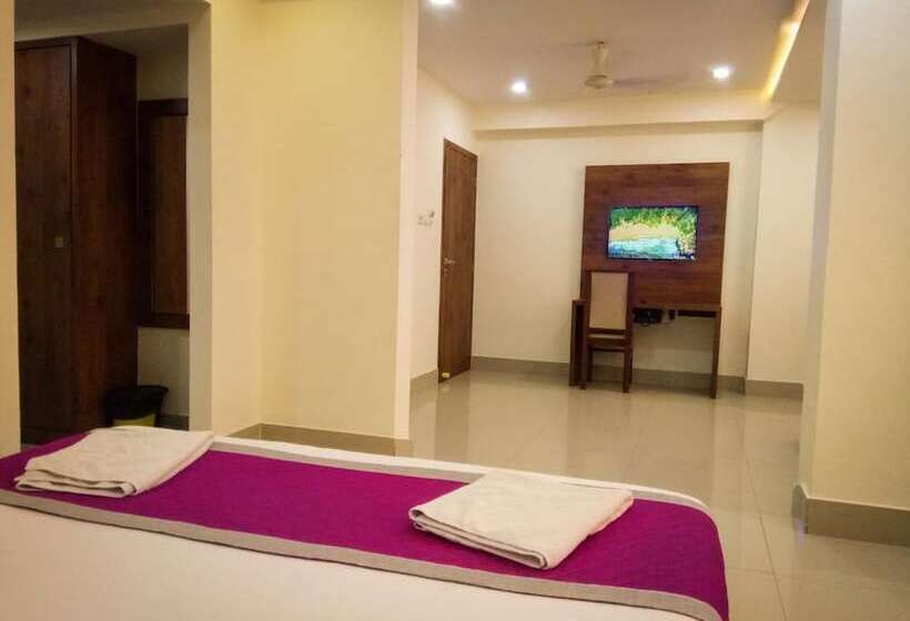 هتل Nexstay Crystal Residency