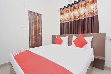 Fotos del hotel Oyo 11730 Maruthi Global:  11
