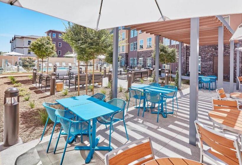 فندق Trio Healdsburg