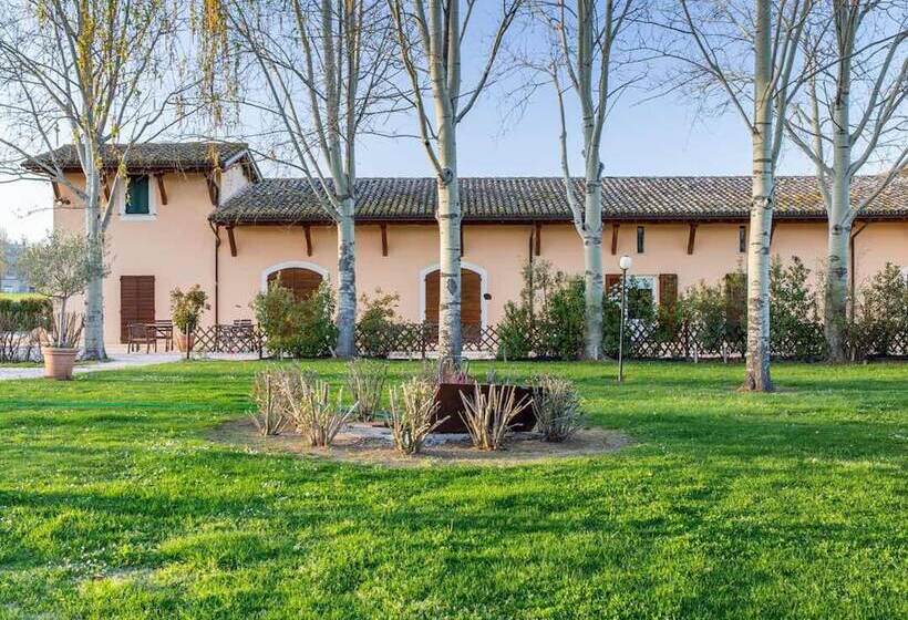 Отель Villaggio Le Stelline