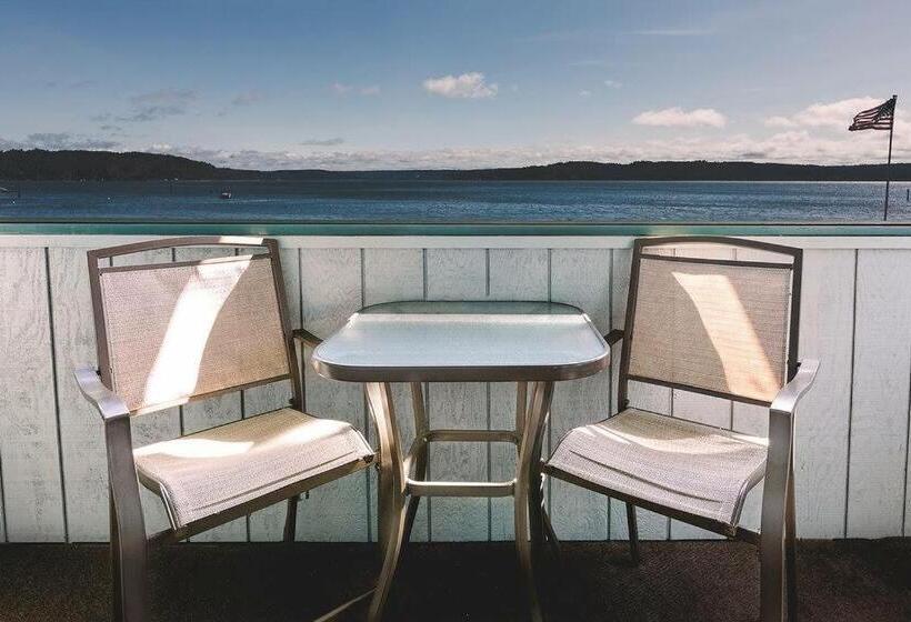 فندق على الطريق The Waterfront At Potlatch