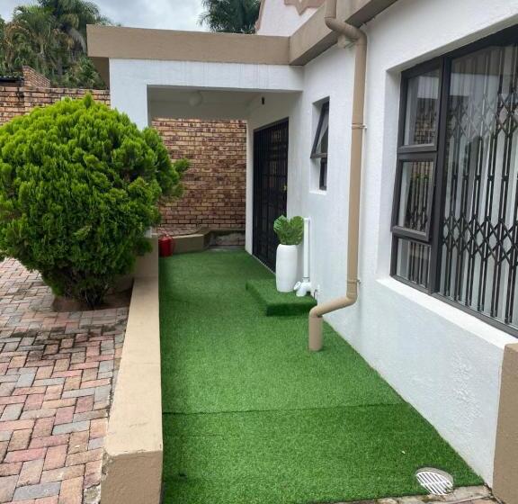 膳宿费 A Pousada Guesthouse