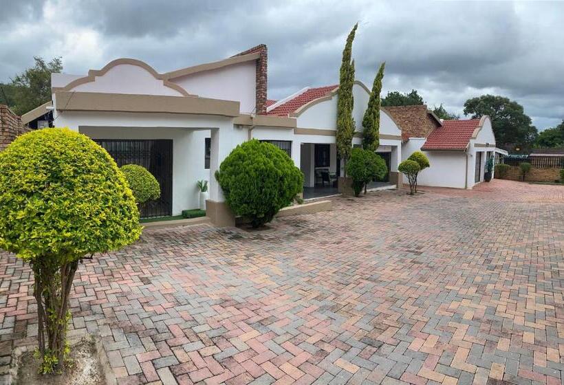 膳宿费 A Pousada Guesthouse