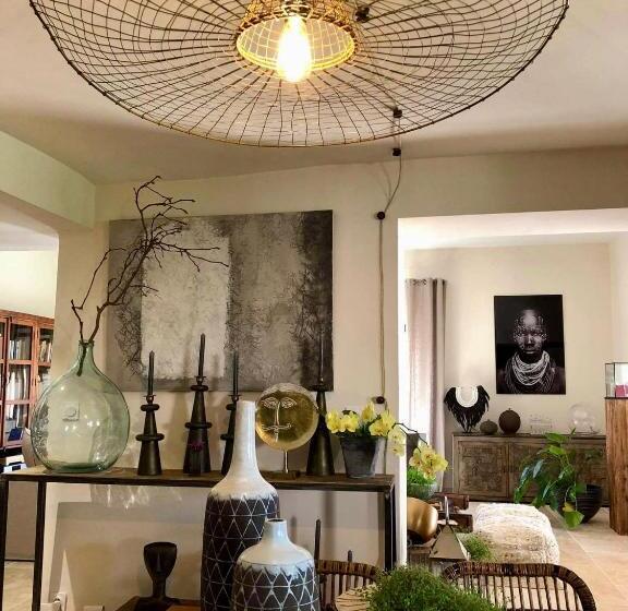 פנסיון Le Mas Saint Philippe