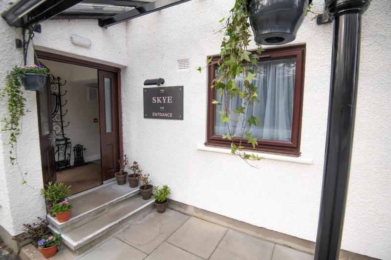 Пансион The Skye Inn