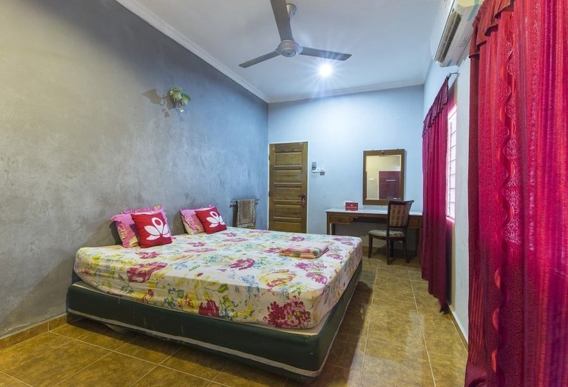 Пансион Zen Home Nabil Nabila Homestay