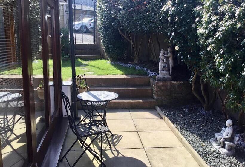 Whortleberry Studio B & B