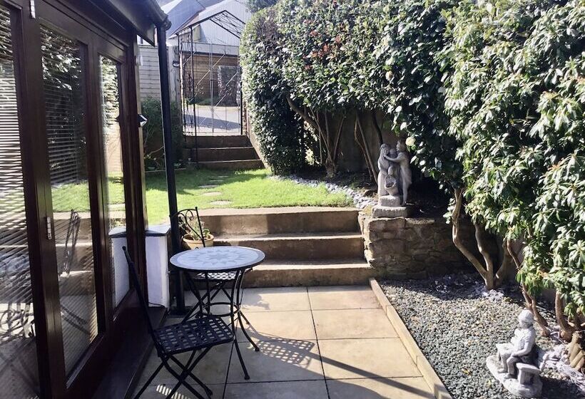 Whortleberry Studio B & B