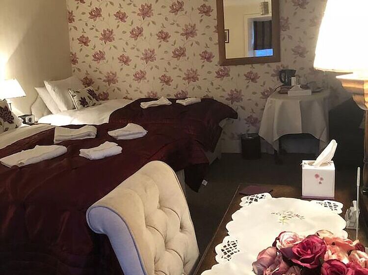 Общежитие The Oakeley Arms