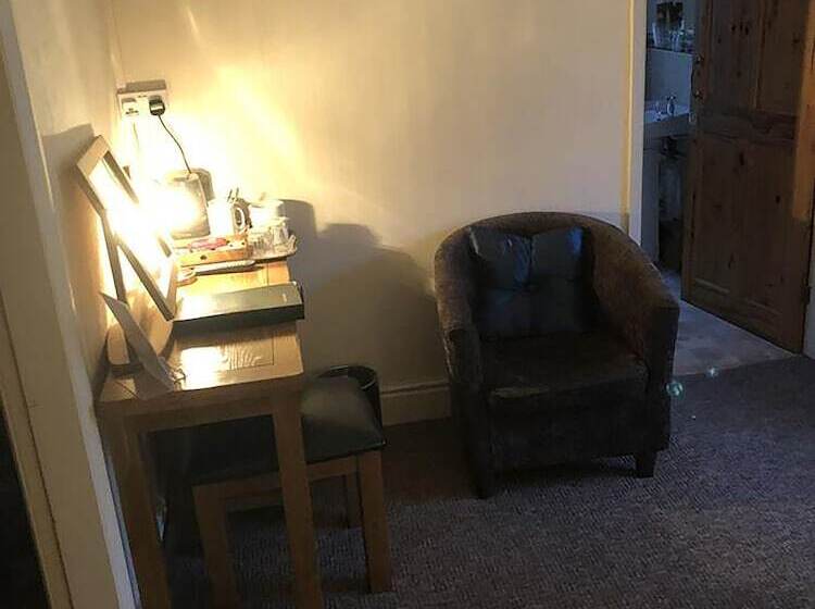 Общежитие The Oakeley Arms