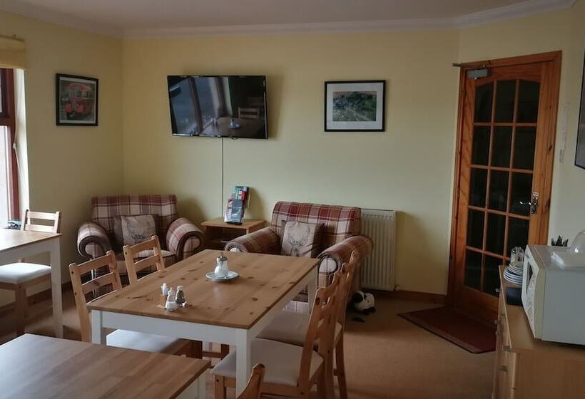 مبيت وإفطار Deveron Lodge Guest House