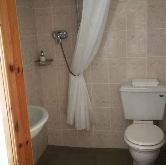 مبيت وإفطار Deveron Lodge Guest House