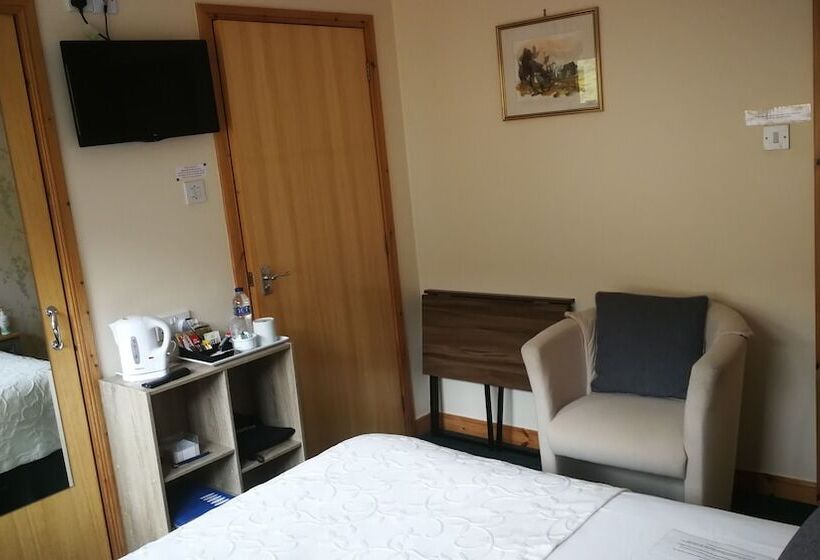 مبيت وإفطار Deveron Lodge Guest House