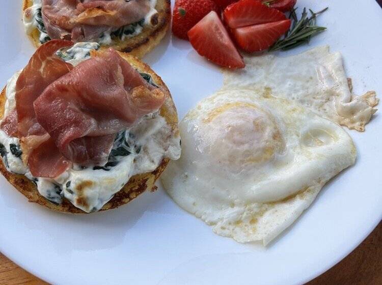 민박 The Morris Estate