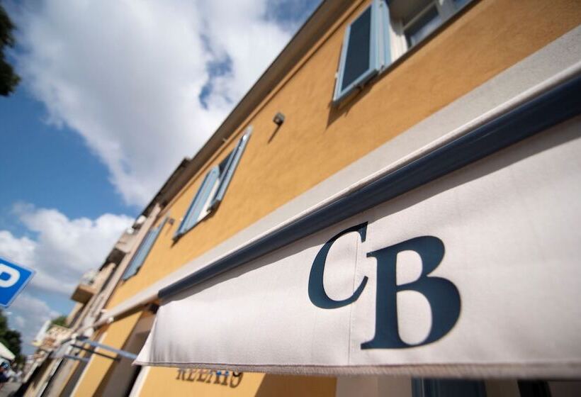 هتل Cafe Bleu Relais