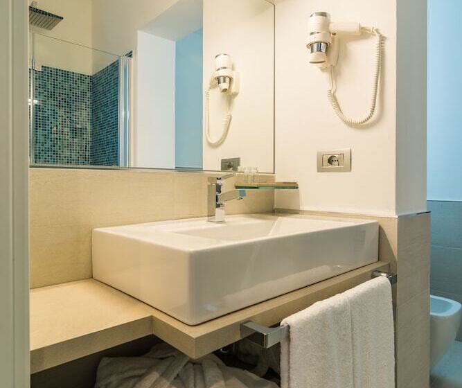 호텔 Cafe Bleu Relais