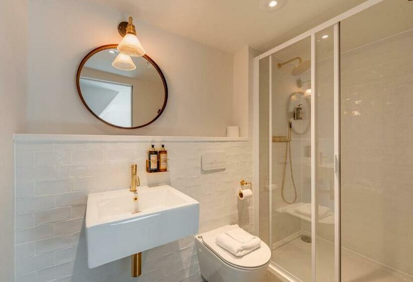 هتل Rooms By Bistrot Pierre