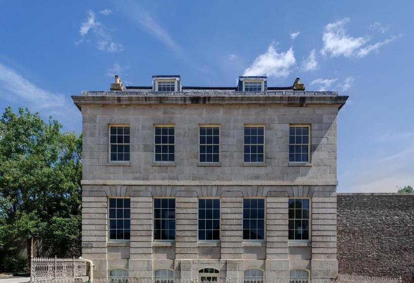 هتل Rooms By Bistrot Pierre