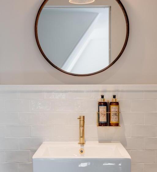 هتل Rooms By Bistrot Pierre