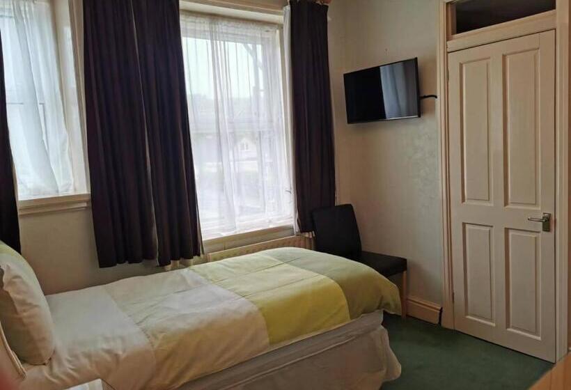 פנסיון Athol Park Guest House