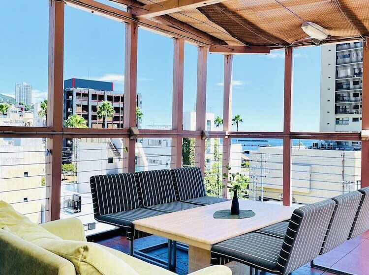 بنسيون Hostel And Cafe Izu No Umi