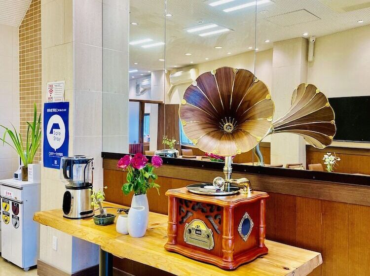 بنسيون Hostel And Cafe Izu No Umi