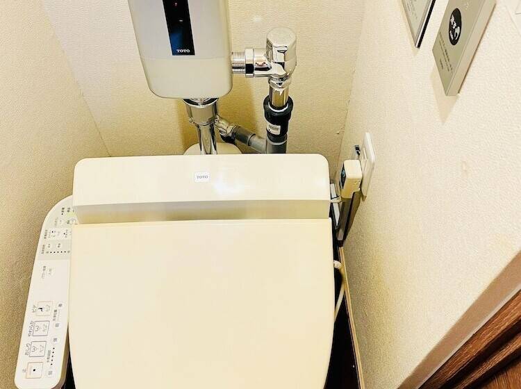 بنسيون Hostel And Cafe Izu No Umi