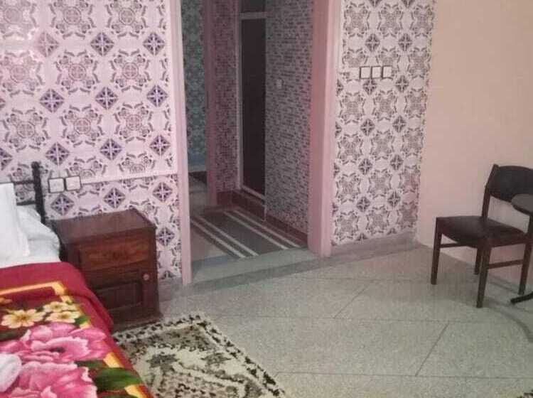 פנסיון Riad Iriki