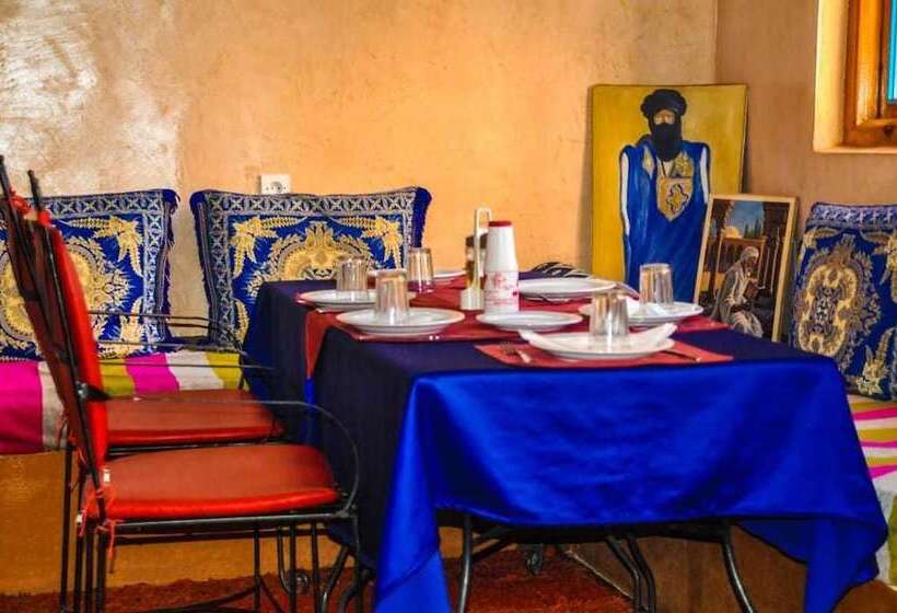 פנסיון Riad Iriki