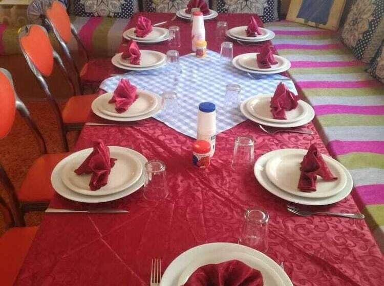 פנסיון Riad Iriki