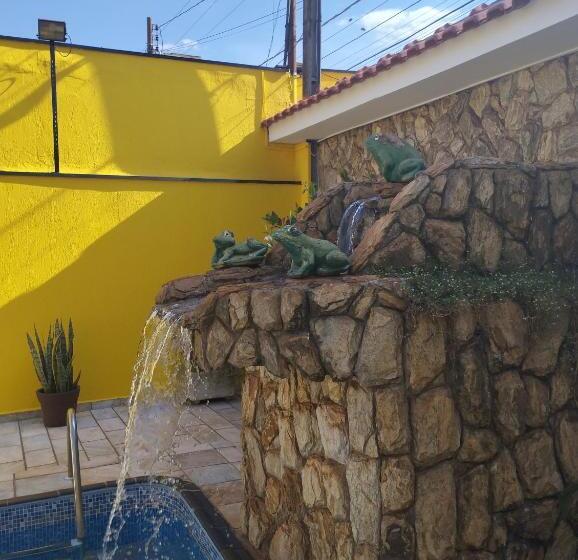 펜션 Pousada Acolhedora