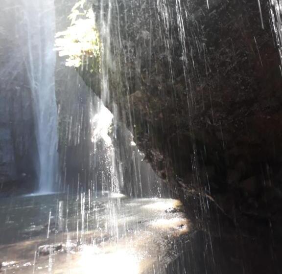 פנסיון Sugi Gede Homestay