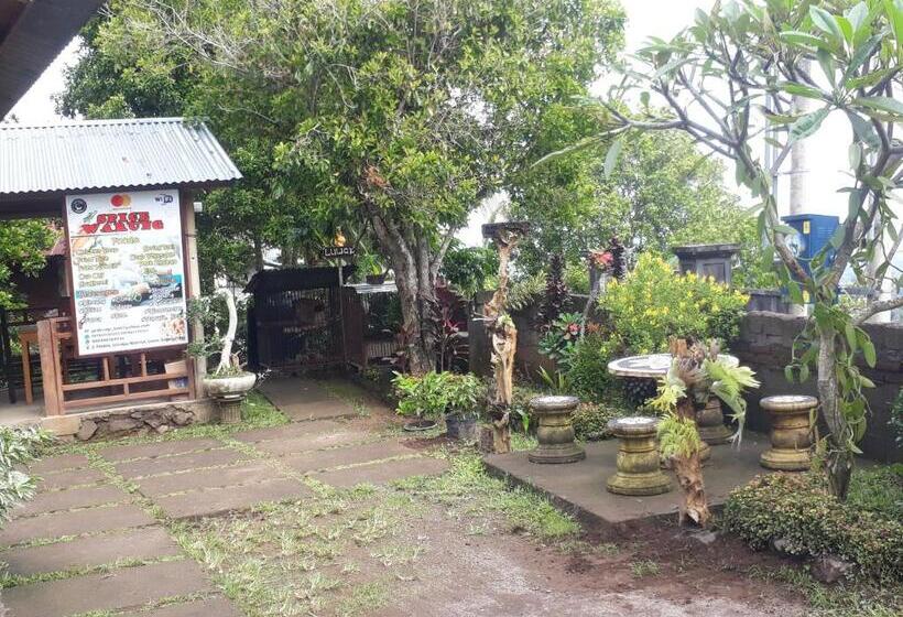 פנסיון Sugi Gede Homestay