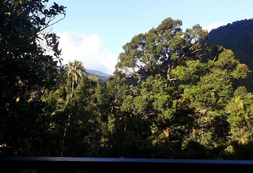 פנסיון Sugi Gede Homestay