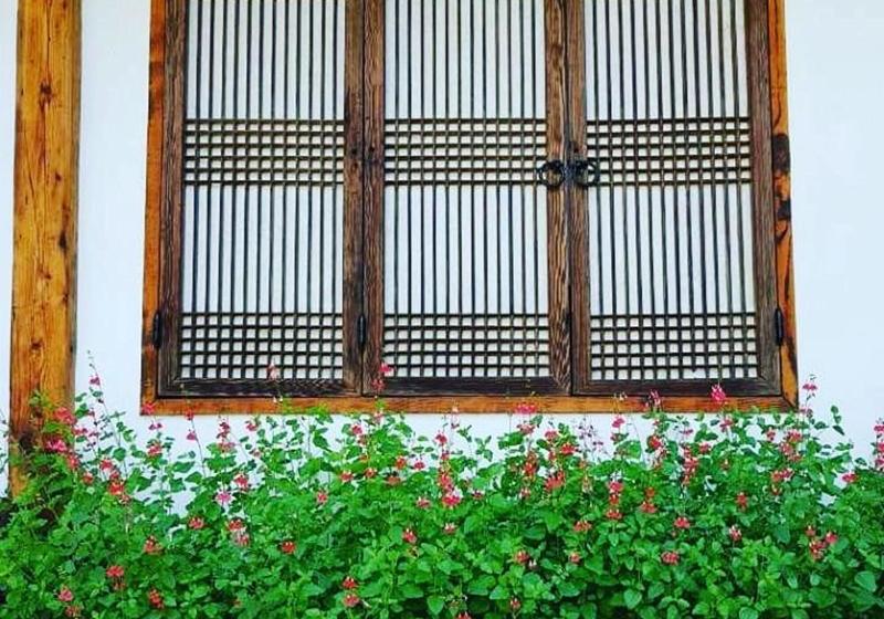 膳宿费 The Ladies House