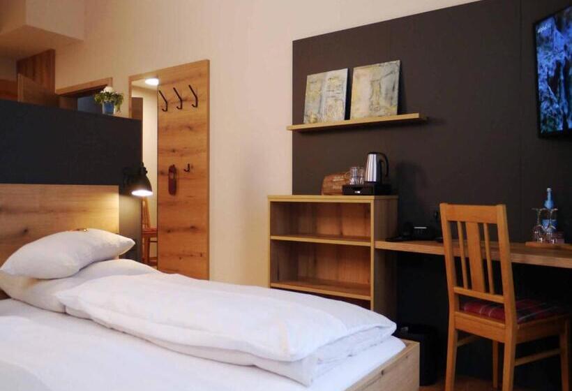 旅馆 Da`sporrer Hotel & Wirtshaus