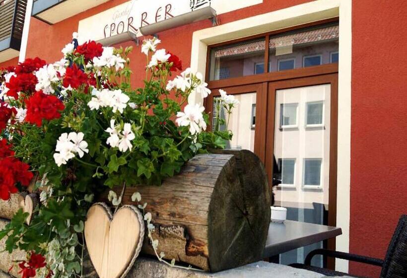 旅馆 Da`sporrer Hotel & Wirtshaus