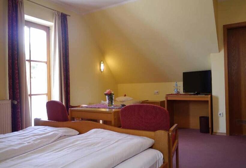 旅馆 Da`sporrer Hotel & Wirtshaus