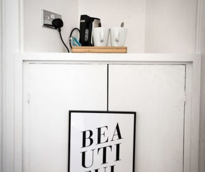 ユースホステル The Black Fox