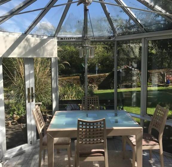 Bed and Breakfast Arron House