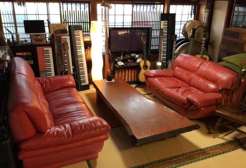 צימר Shakunage No Hana