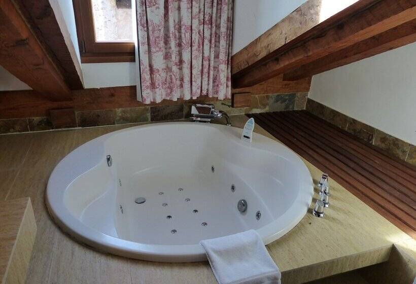 هتل Hosteria Del Arco