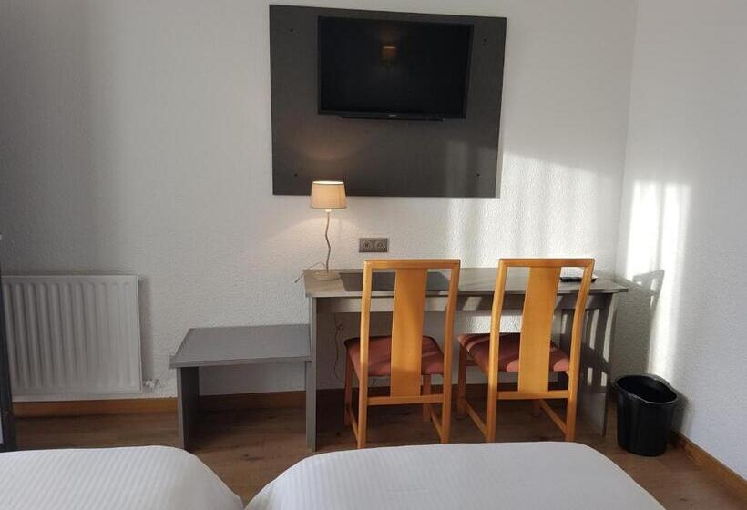 בית מלון כפרי Hôtel Restaurant Les Bruyères