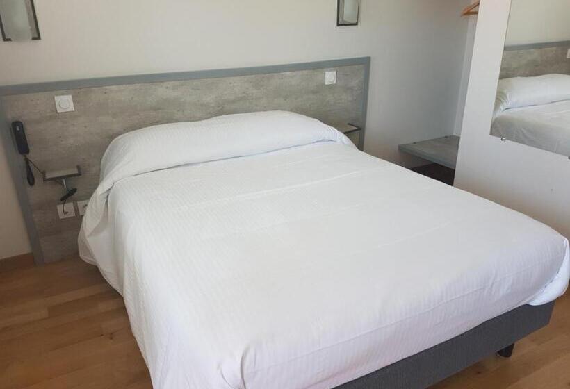 בית מלון כפרי Hôtel Restaurant Les Bruyères